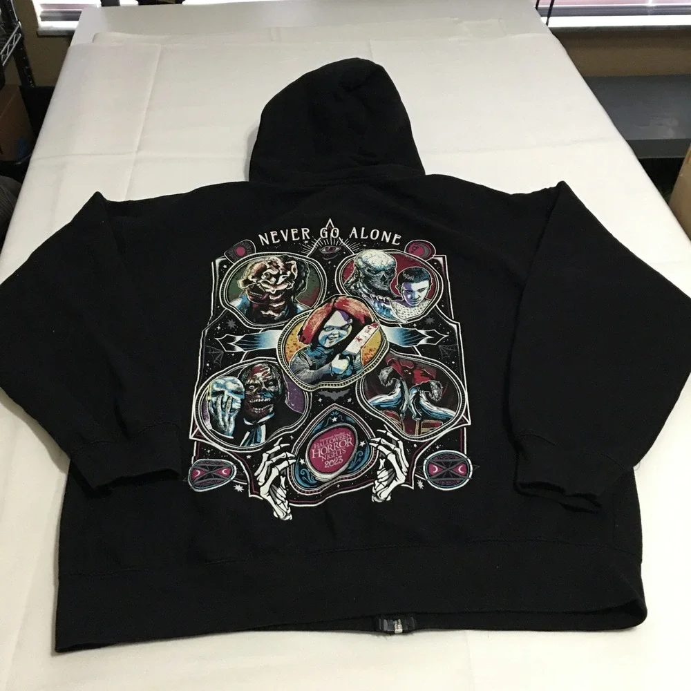 Universal Studios Halloween Horror Nights 2023 Zip Up Hoodie XL Never Go Alone